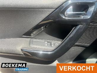 Peugeot 208 1.2 PureTech Allure Navigatie Airco Cruise PDC picture 20