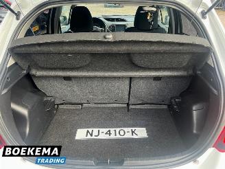 Toyota Yaris 1.3 VVT-i Navigatie Cruise Airco Camera Trekh. picture 18
