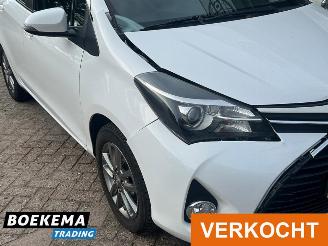 Toyota Yaris 1.3 VVT-i Navigatie Cruise Airco Camera Trekh. picture 6
