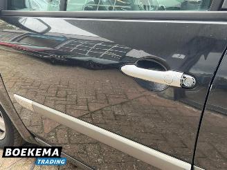 Renault Grand-scenic 1.6 16V Dynamique 7-Pers Climate Cruise picture 10