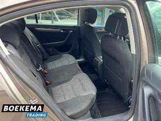 Volkswagen Passat 1.4 TSI Comfortline Navi Climate Cruise PDC picture 21