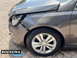 Peugeot 308 SW 1.2 PureTech Executive Glazen-Dak Navigatie Climate Cruise picture 8