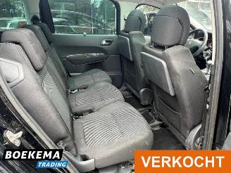 Peugeot 5008 2.0 HDI 7-Pers Aut Clima Cruise Navi PDC Trek. picture 17