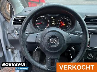 Volkswagen Polo 1.4-16V Highline 5-Deurs Navi Airco picture 21