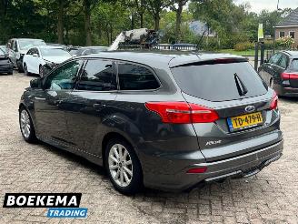 Ford Focus Wagon 1.5 TDCI ST-Line Leer Navi Camera Clima Cruise PDC picture 3