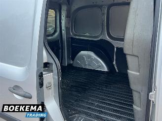 Renault Kangoo 1.5 DCI Comfort Navigatie Airco Cruise PDC Trekhaak Schuifdeur picture 16