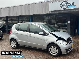 Vaurioauto  passenger cars Mercedes A-klasse A160 Business 5-Drs Navi Airco PDC Trekh. 2012/2