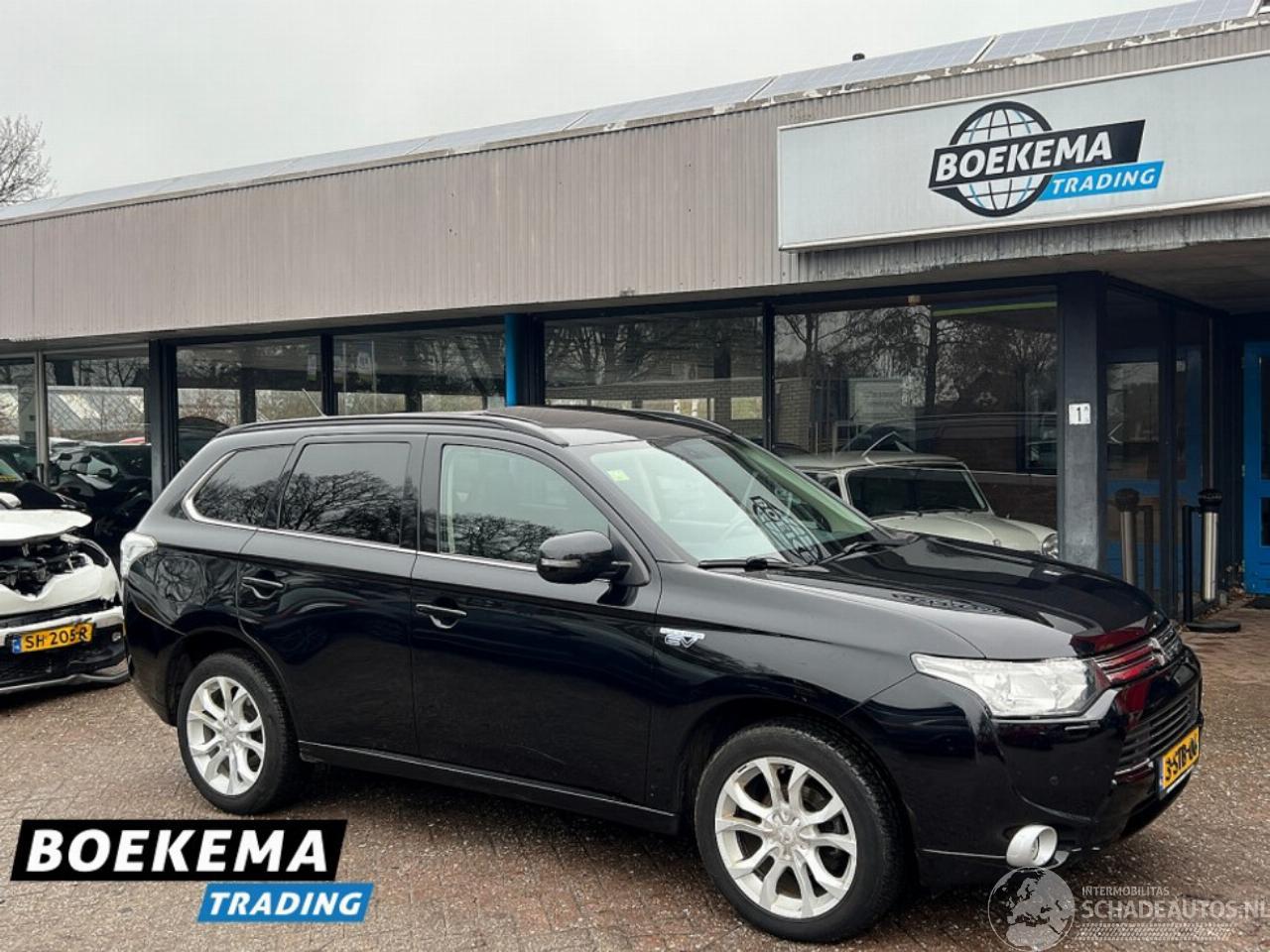 Mitsubishi Outlander 2.0 PHEV Instyle Pano Keyless Navi Camera Stoelverw.