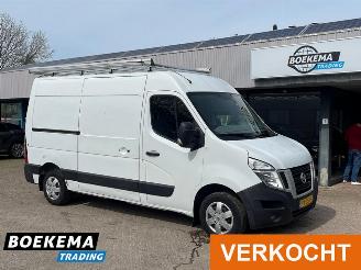 skadebil bedrijf Nissan Nv400 2.3 DCI L2-H2 Airco Cruise Schuifdeur Imperiaal 2014/10