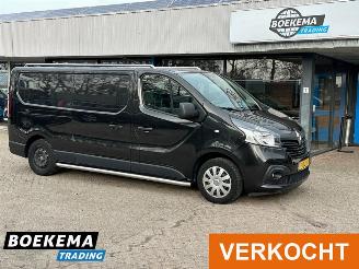 krockskadad bil auto Renault Trafic 1.6 DCI T29 L2 Comfort Energy Navigatie Airco PDC Trekhaak Schuifdeur 2017/10