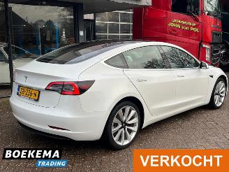 Tesla Model 3 Long Range AWD 75 kWh BTW Autopilot Glazen dak picture 2