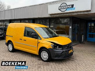 krockskadad bil bedrijf Volkswagen Caddy 2.0 TDI BMT Trendline Airco Trekhaak PDC Schuifdeur 2016/7