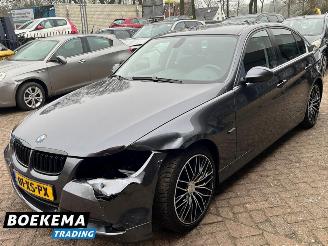 BMW 3-serie 325i Business 218PK Navi Climate Cruise PDC Trekh. picture 4