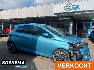 krockskadad bil auto Renault Zoé R135 Intens 52 kWh KoopAccu! Bose Camera Winterpakket 2020/8