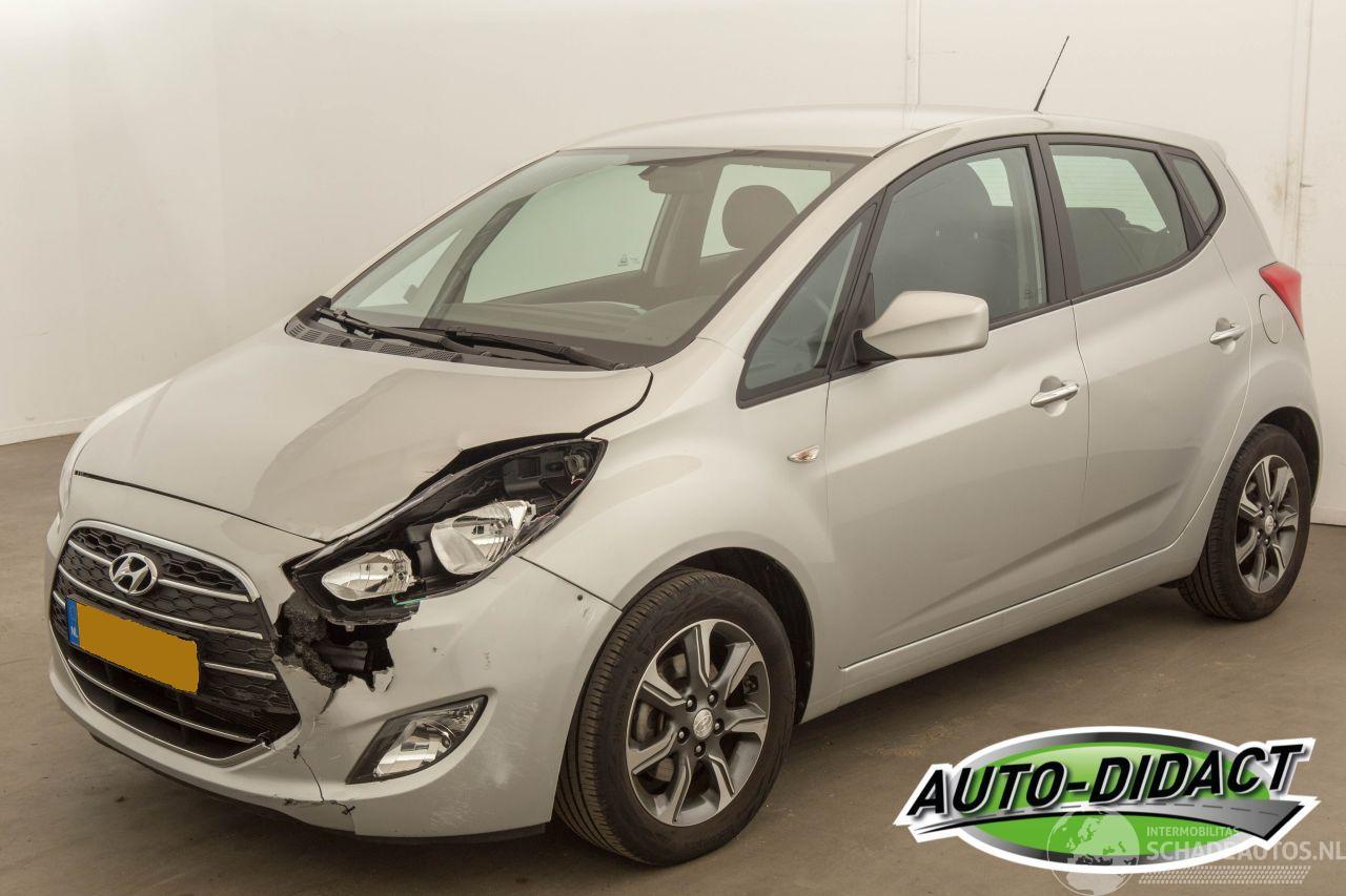 Hyundai Ix20 1.6i GO 41.827 km