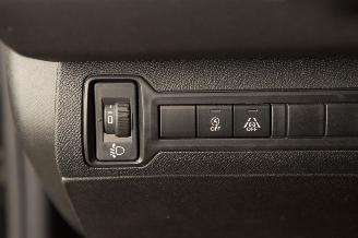 Peugeot 308 SW 1.2 Pano 96KW PureTech Blue Lease picture 15