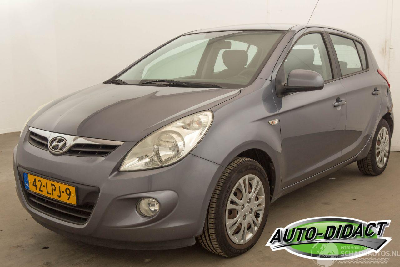 Hyundai I-20 1.2i Airco Dynamic Version