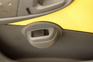 Peugeot 107 1.0-12V XS picture 15