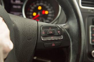 Volkswagen Golf 1.6 TDI Navi picture 12