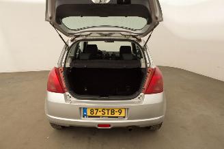 Suzuki Swift 1.3 GLS picture 27