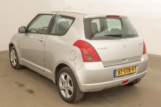 Suzuki Swift 1.3 GLS picture 3