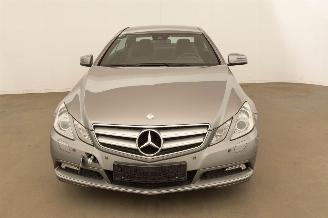 Mercedes E-klasse E200 Coupé Motorschade picture 34