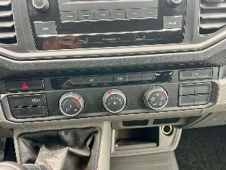 Volkswagen Crafter 2.0 TDI Motorschade picture 10