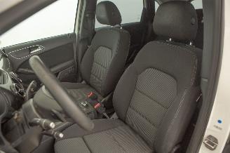 Mercedes B-klasse 220D motor kapot Ambition picture 23