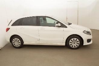 Mercedes B-klasse 220D motor kapot Ambition picture 31