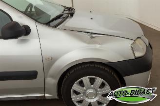 Dacia Logan 1.6-16V Lauréate 7p. picture 25