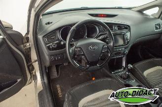 Kia Cee d Sportwagon 1.6 GDI Navi Plus Pack picture 5