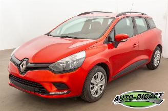 krockskadad bil auto Renault Clio 1.2 Cruise Control 2018/5