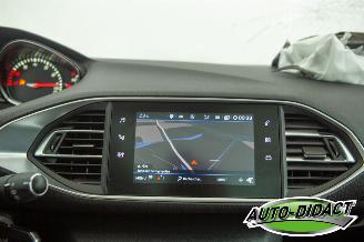 Peugeot 308 1.2 PureTech 76.699 km picture 10