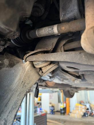 Peugeot 208 1.2 e-VTi Automaat Blue Lease picture 41