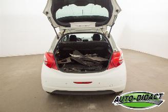 Peugeot 208 1.2 e-VTi Automaat Blue Lease picture 34