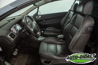 Peugeot 307 CC 2.0-16V Motorschade picture 19