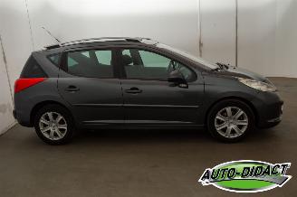 Peugeot 207 SW 1.6 VTi XS Première picture 39