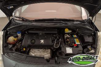 Peugeot 207 SW 1.6 VTi XS Première picture 34