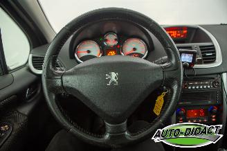 Peugeot 207 SW 1.6 VTi XS Première picture 5