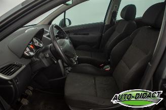 Peugeot 207 SW 1.6 VTi XS Première picture 22