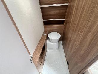 Burstner  Premio picture 19