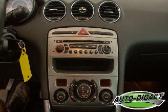 Peugeot 308 SW 1.6 THP XT Clima Pano picture 10