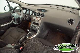 Peugeot 308 SW 1.6 THP XT Clima Pano picture 18