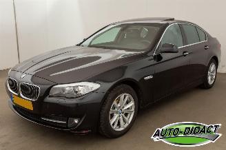 Unfallwagen BMW 5-serie 523i Automaat Clima Navi Leder Elek dak High Executive 2011/6