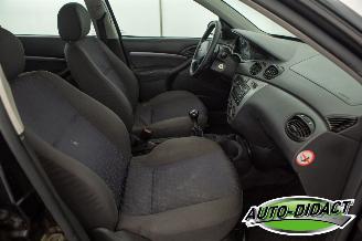 Ford Focus 1.4-16V Trend Airco picture 15