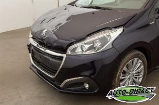 Peugeot 208 1.2 Airco Navi picture 37