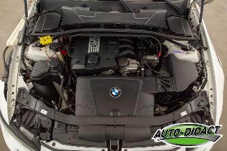 BMW 3-serie 318i Cabrio Clima Navi Leder picture 32