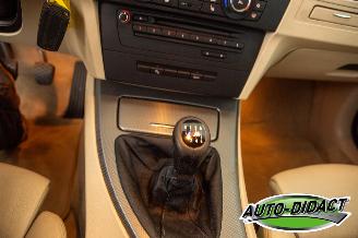 BMW 3-serie 318i Cabrio Clima Navi Leder picture 10