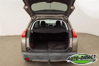 Peugeot 2008 1.2 88.215 km Clima Navi Access picture 41