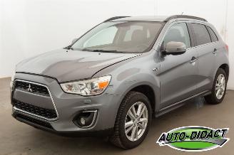Damaged car Mitsubishi ASX 1.8 Airco Pano Leder Camera 2013/8